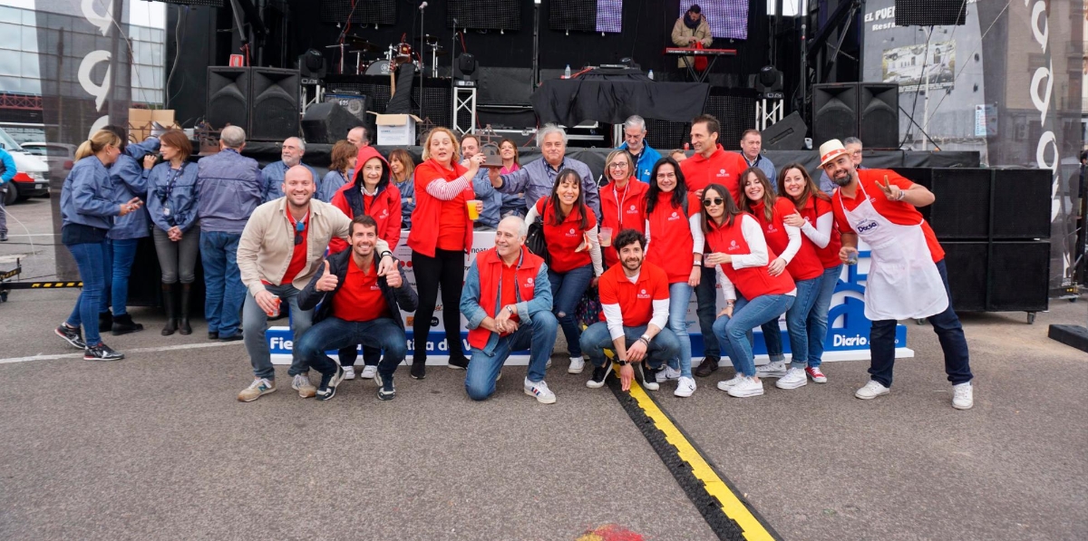 Representantes de Boluda recogiendo uno de sus cuatro premios.