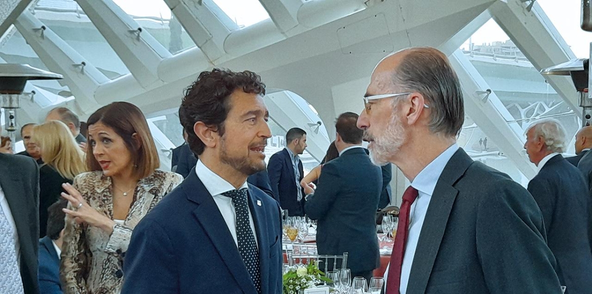 Damià Calvet (Port de Barcelona) y Jesús Vázquez Almuiña (AP de Vigo). Foto: Raúl Tárrega.