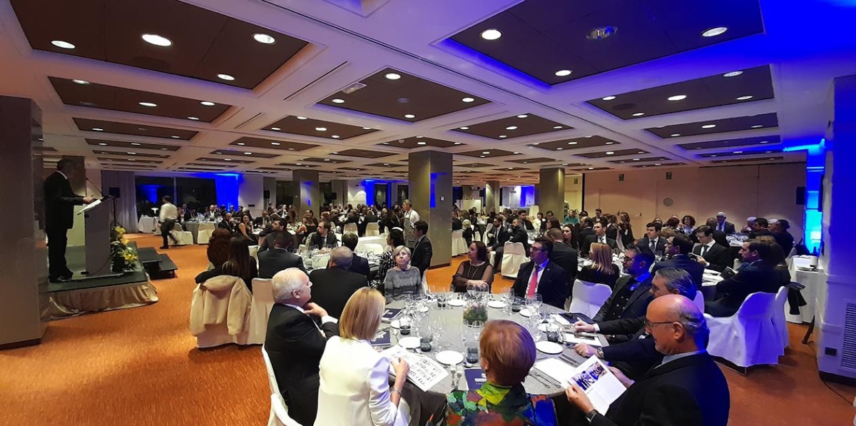 Propeller Valencia reunió a casi 200 personas en una nueva edición de la Cena Benéfica a beneficio de Aporte-Puerto Solidario Valencia. Foto: Raúl Tárrega.