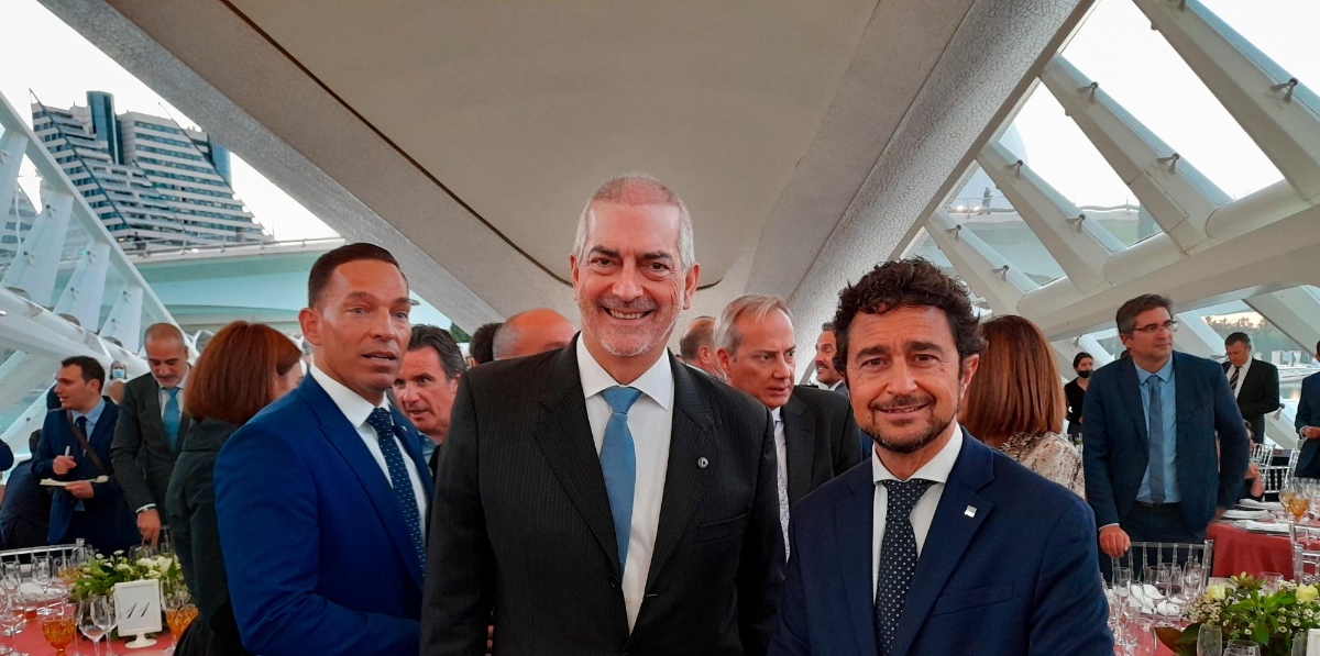 Francisco Prado (Grupo Diario) y Damià Calvet (Port de Barcelona). Foto: Raúl Tárrega.