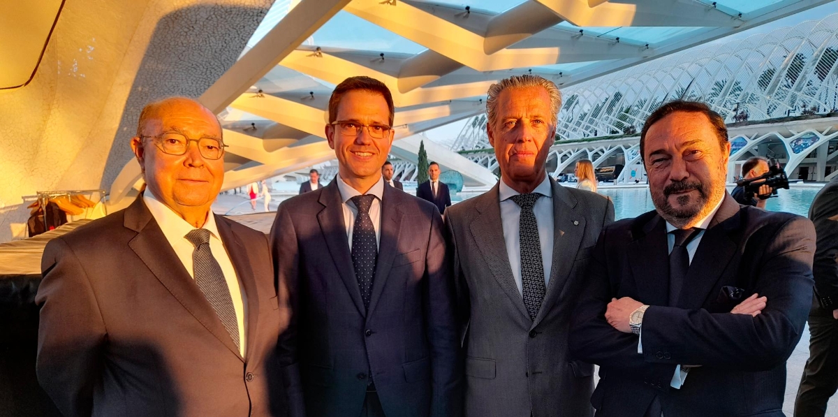 Vicente Ramos Andreu (Raminatrans), Vicente Ramos Benet (Raminatrans), Arqui Blasco (MSC España) y Alfonso Serrat (Boluda Corporación Marítima). Foto: Raúl Tárrega.