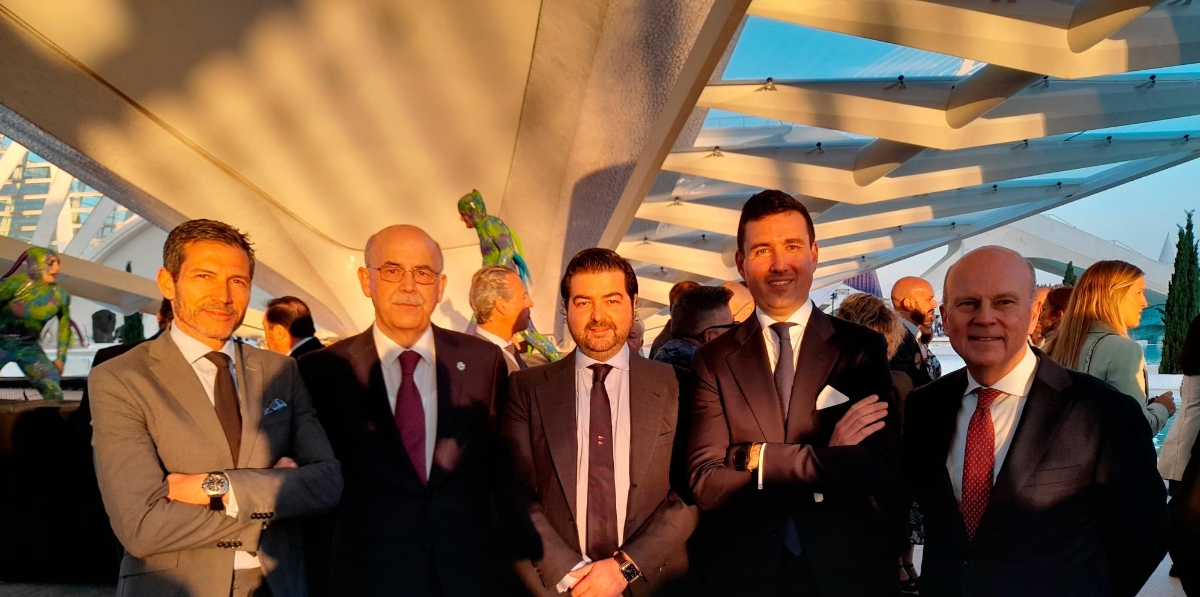 Javier García (Boluda Corporación Marítima), Antonio Campoy (Noatum), Vicente Boluda Ceballos (Boluda Corporación Marítima), Gorka Carrillo (Boluda Corporación Marítima) y Máximo Buch (Noatum). Foto: Raúl Tárrega.