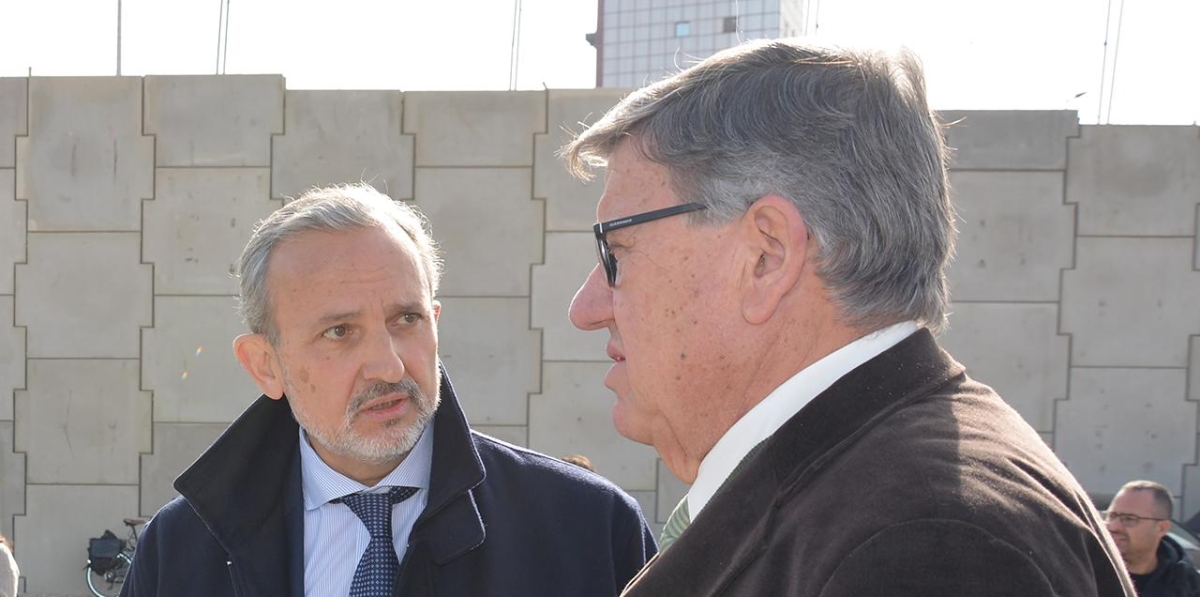Inauguración del monumento de homenaje al estibador portuario
