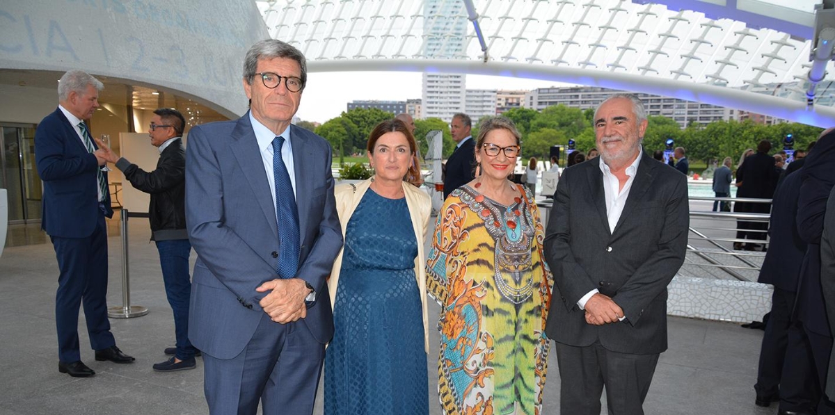 Aurelio Martínez, presidente de Valenciaport; Marta Villalonga, jefa de Gabinete de Presidencia de la APV; Inmaculada Rodríguez Piñero, eurodiputada socialista; y Francesc Sánchez, director general de la APV. Foto: Raúl Tárrega.