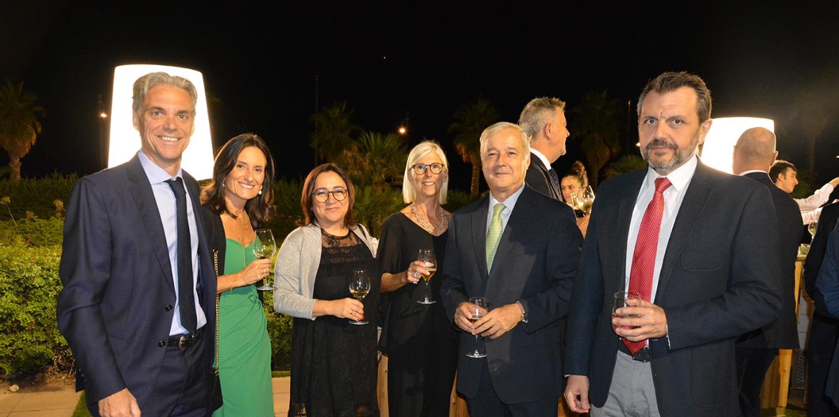 José Oliver, Paloma Moreno, Pilar Blaya, María Dolores Gómez, Federico Torres y José María Toro. Foto: Raúl Tárrega.