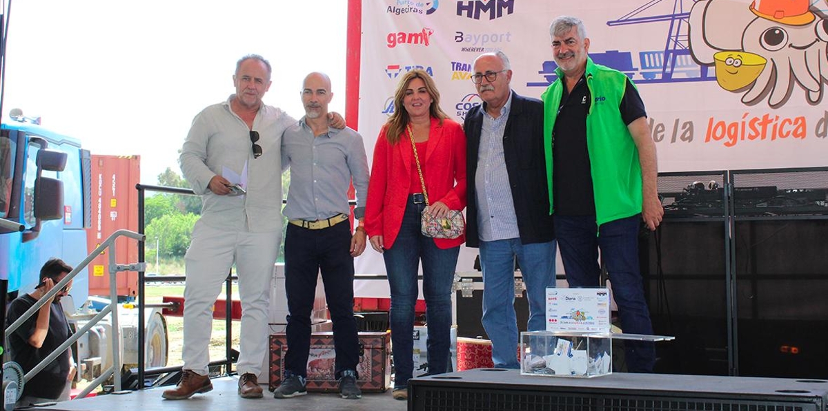 UCC Eduardo de Luque y Sonia Maillo. Premiado Manuel Laut de Aduanas Guadalquivir