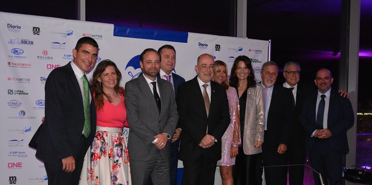 Junta Directiva de Propeller Valencia. De izquierda a derecha. Jorge Selma, Yolanda Atiénzar, Alfredo Soler, Antonio García, Pedro Coca, Lorena Ballester, Carolina Lorente, Juan Cubells, Francisco Salvador y Fernando Vitoria. Foto: Raúl Tárrega.