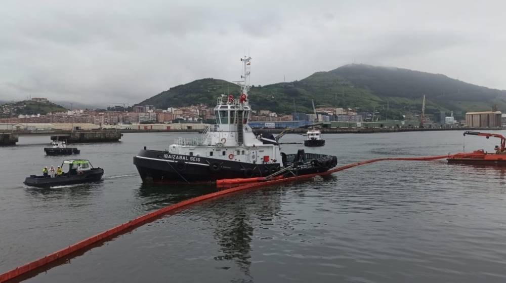 La AP de Bilbao ensaya con &eacute;xito el Plan contra la contaminaci&oacute;n marina accidental