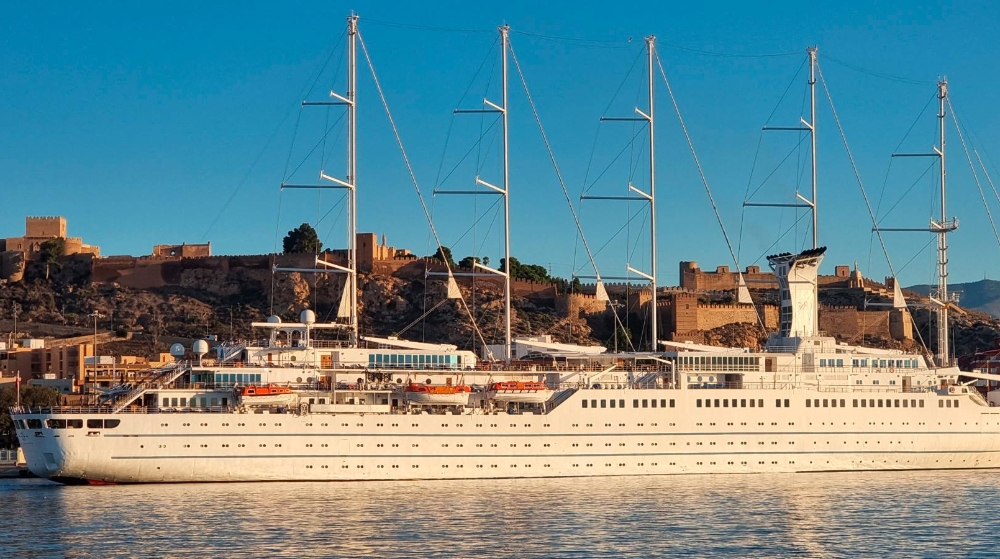 El Puerto de Almería acoge mañana la segunda escala del año del crucero “Wind Surf”