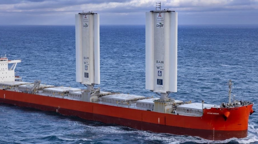 El “Pyxis Ocean” está equipado con dos velas WindWings® de 37,5 metros de altura.