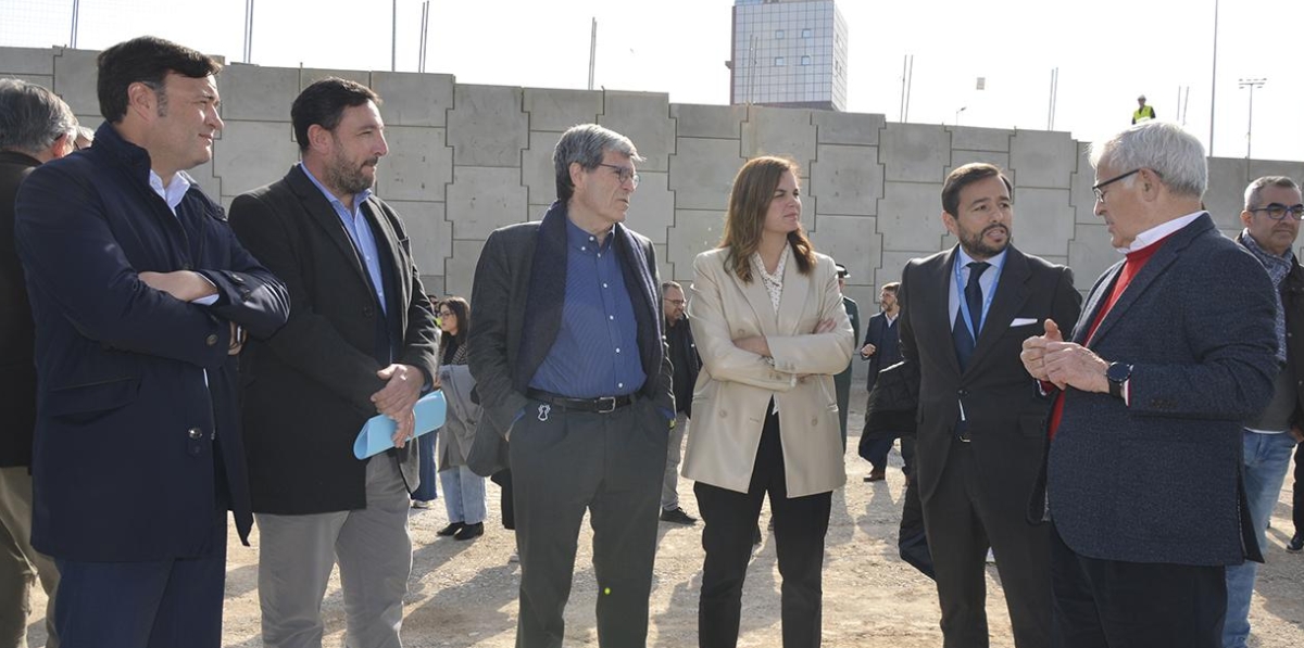Inauguración del monumento de homenaje al estibador portuario