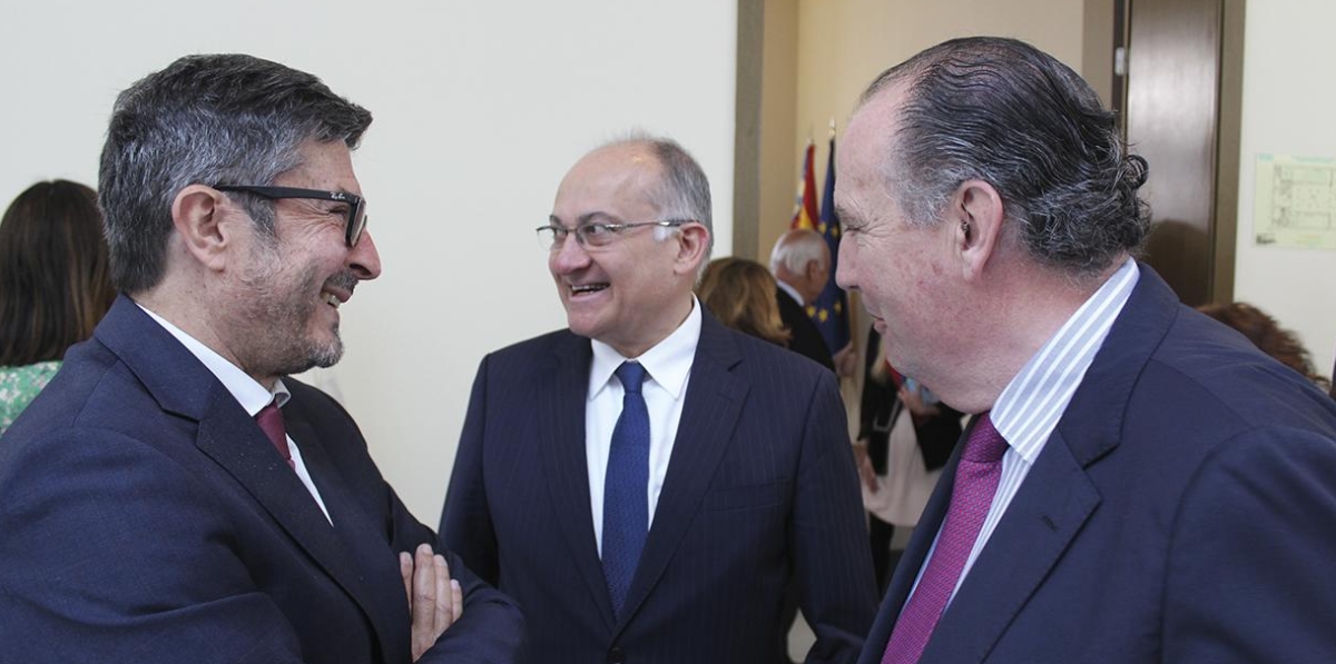 Toma de posesión de Joan Calabuig como presidente de la APV