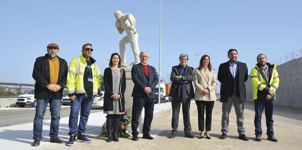 Inauguración del monumento de homenaje al estibador portuario