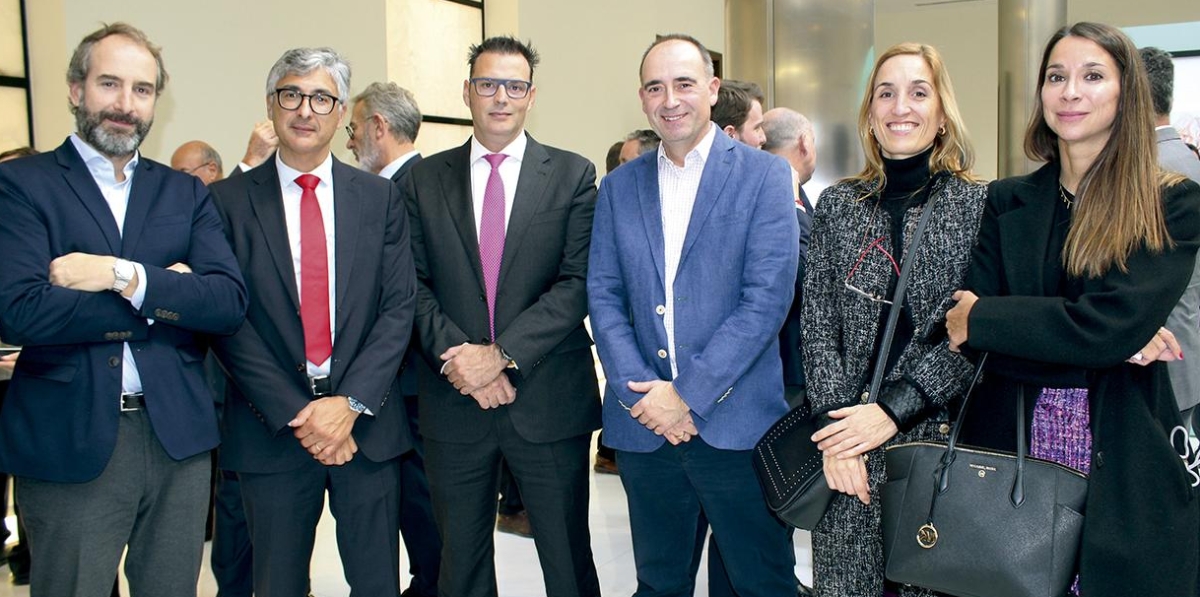 Visita de Óscar Puente al Puerto de Valencia