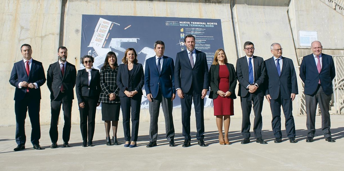 Visita de Óscar Puente al Puerto de Valencia