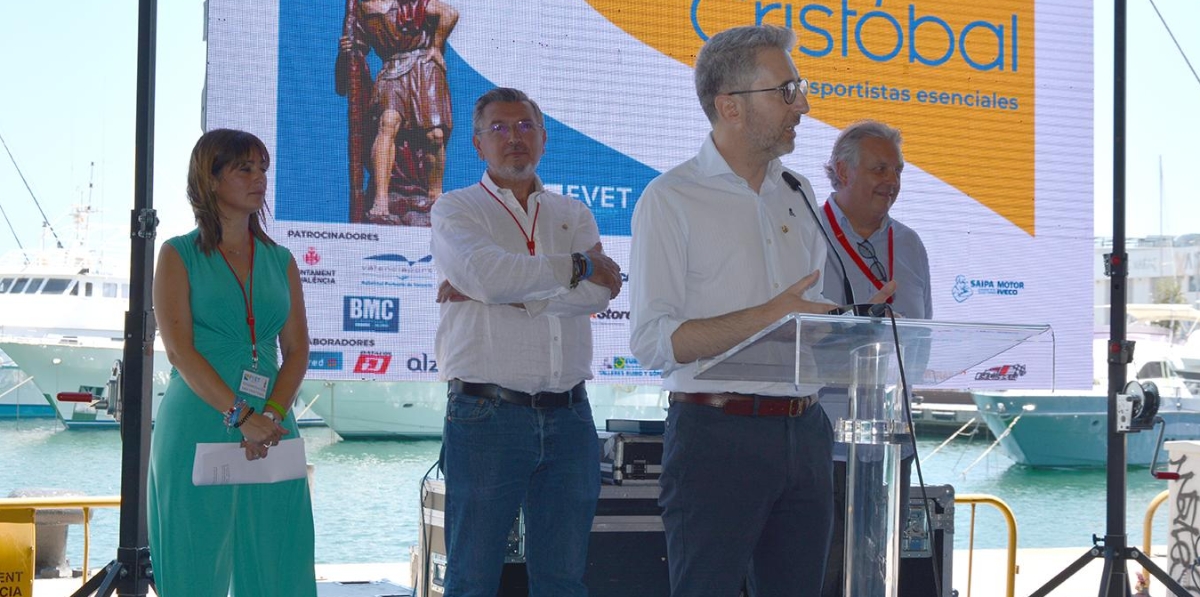 Arcadi España, conseller de Hacienda y Modelo Ecónomico y exconseller de Política Territorial, Obras Públicas y Movilidad, dio su apoyo al sector. Foto: Raúl Tárrega.