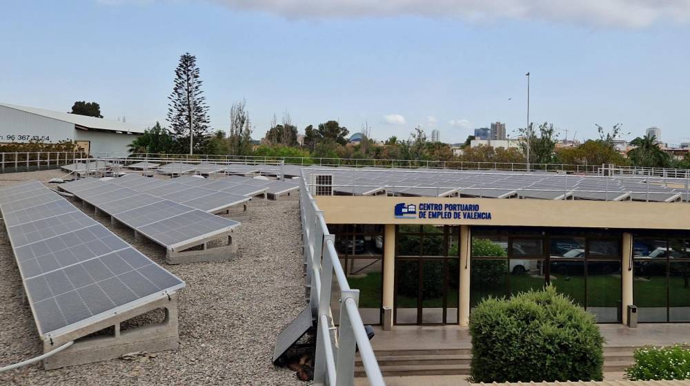 El CPE de Valencia ahorra el 60% de energía gracias a las placas solares