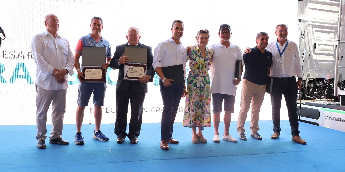 Manuel Ríos, Óscar Ábalos Gonzalvo, Vicente Martínez Solera, Eliseo Ferrando Sisternes, Mar Chao, José Luis Falcó Martínez, Manuel Sánchez Cañas y Carlos Prades. Foto R. T.