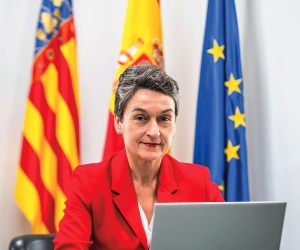 Mar Chao, presidenta de la APV, subraya que “el peso de Valenciaport en el sistema portuario español es indiscutible”.