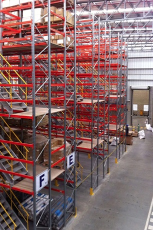 AR Racking instala un sistema de rack selectivo para la empresa Blu Logistics