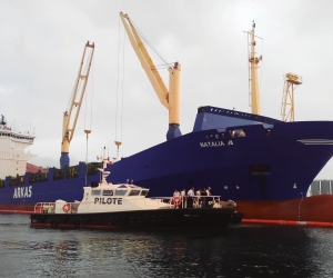 Arzew, en Argelia, es el puerto con mayor volumen de tráfico con España si se exceptúan los puertos de Marruecos.