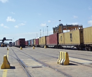 Valenciaport da un nuevo paso en su estrategia de descarbonización de la actividad portuaria.