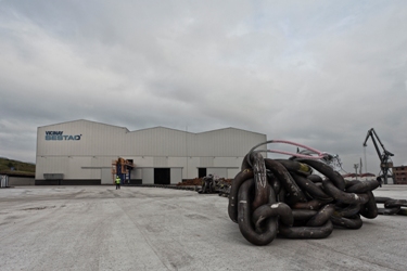 SGS inspecciona las cadenas de amarre fabricadas por Vicinay