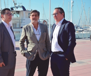 Manuel García, director de PortCastelló, José Sennacheribbo, director de Operaciones Shorex de Noatum Cruise Services; y Rubén Ibáñez, presidente de PortCastelló. Foto J.C.P.