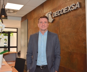 Amadeo Manzano, nuevo Sea &amp; Air Branch Manager de Decoexsa Valencia, en las oficinas de la compañía. Foto J.C.P.