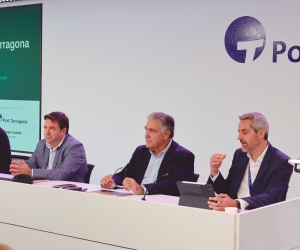 De izquierda a derecha: Joel Alerhand (H2Pro); Isaac Justicia (Sun Systems Group); Jordi Vidal (Sun Systems Group); y Jorge Roca (EnergyT). Foto J. M.
