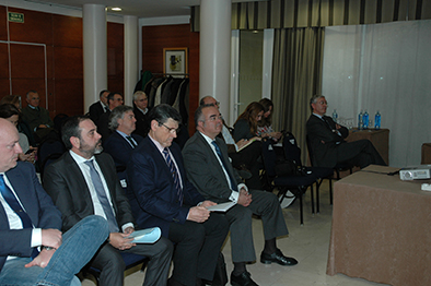 Asistentes al encuentro. Foto I.Pe&ntilde;a.