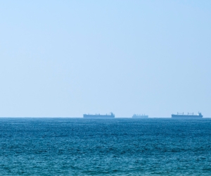 La OMI prepara la evacuación de más de 11.000 marinos tras el acuerdo entre Estados Unidos e Irán.