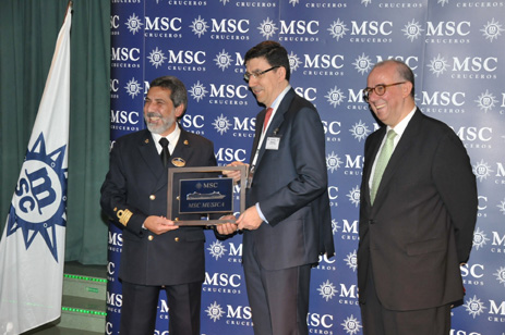 El &ldquo;MSC Musica&rdquo; realiza su primera escala en el Puerto de Vigo