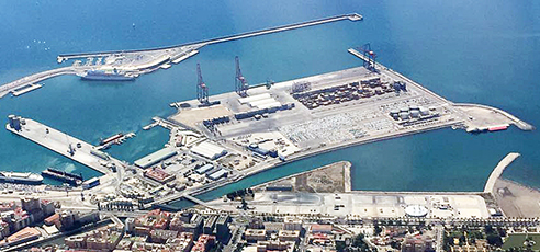 El vertido procedente del buque &ldquo;Sicilia&rdquo; de Bale&agrave;ria ocurri&oacute; la noche del pasado jueves 15 de agosto en el Puerto de M&aacute;laga.