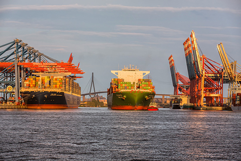 El Puerto de Hamburgo registr&oacute; un crecimiento del 7,5% del tr&aacute;fico de contenedores, moviendo un total de 4,7 millones de TEUs, durante el primer semestre del 2019.