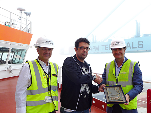El Puerto de Algeciras celebra la llegada del mayor portacontenedores del mundo
