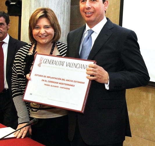 Bonig destaca la unanimidad pol&iacute;tica y empresarial de la Comunitat y Murcia en el impulso del Corredor Mediterr&aacute;neo