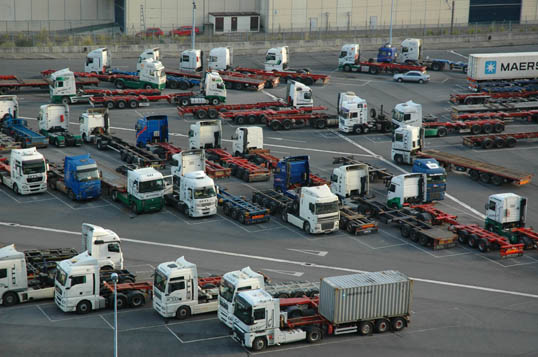 Competencia multa a ATAP, Cecotrans y TPS por pr&aacute;cticas anticompetitivas en el Puerto de Bilbao