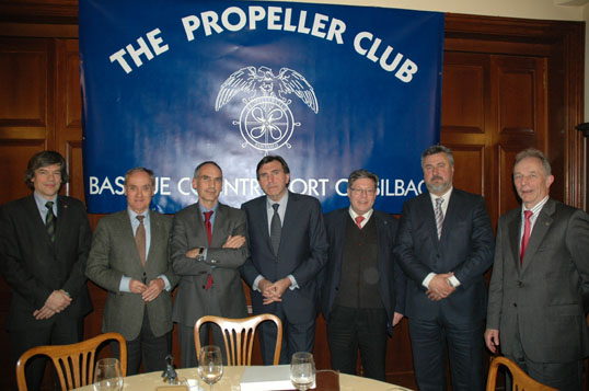 Jon Azua analiza las claves de la competitividad ante el Propeller Club del Pa&iacute;s Vasco