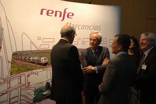 Renfe Mercanc&iacute;as muestra en Expourense su apuesta intermodal