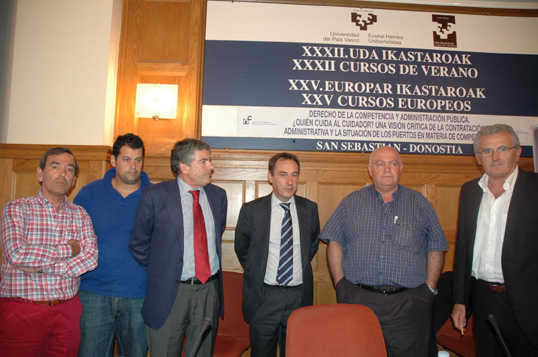 M&ordf; Jes&uacute;s Mazo: &ldquo;Es dif&iacute;cil compatibilizar la competencia con el buen funcionamiento de un puerto&rdquo;