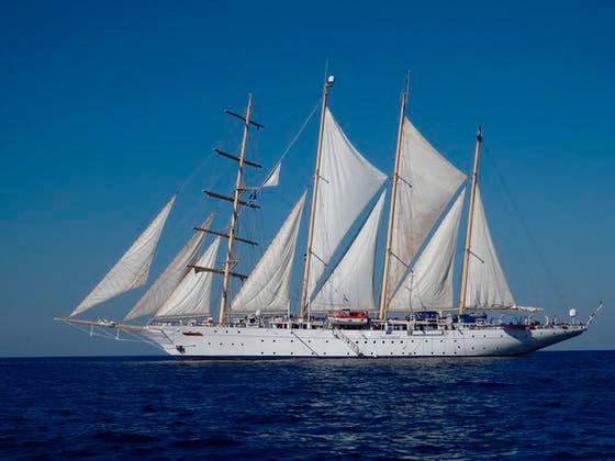 El crucero-velero “Star Flyer” prevé escalar el sábado en Almería