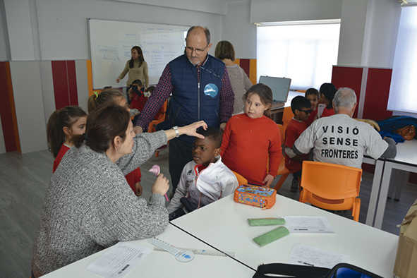 Aportem, Bale&agrave;ria, Visi&oacute; sense fronteres y los voluntarios de Infoport, Amarradores de Valencia y APV, han hecho posible esta campa&ntilde;a.