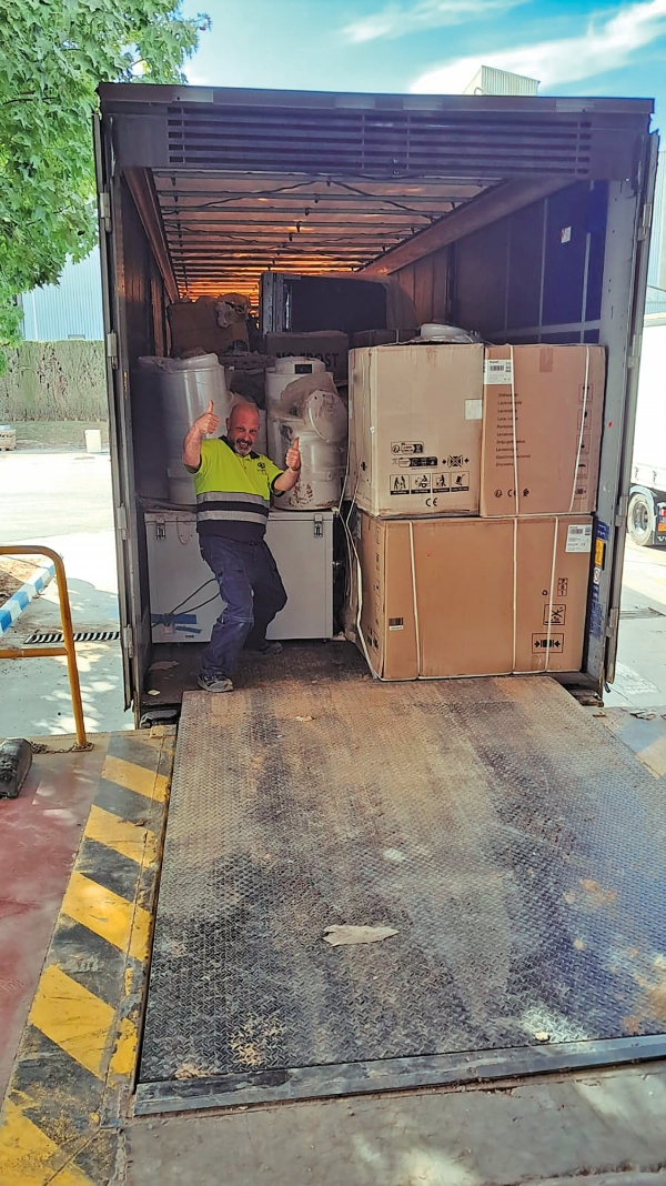 $!Ultimo camión con mercancía dañada de las instalaciones de Raminatrans.