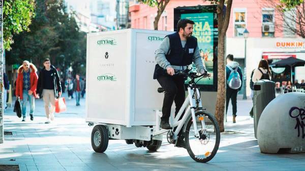 $!Los microhubs en centros urbanos facilitan el reparto a los domicilios con vehículos de movilidad sostenibles.