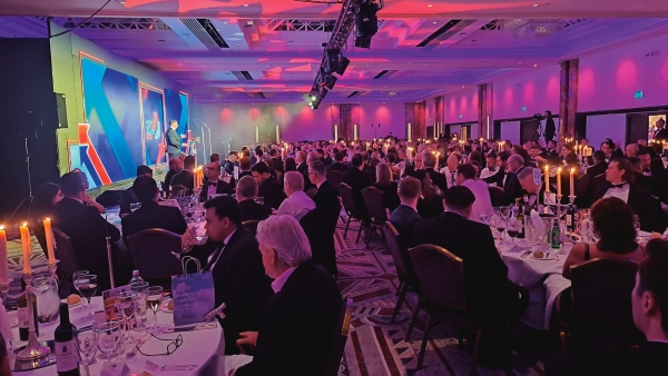 $!Mas de 400 invitados de todo el mundo se dieron cita en el Royal Lancaster Hotel de Londres en los Heavy Lift Awards 2025. Foto J.P.