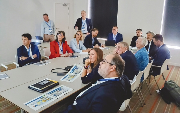 $!El Puerto de Nantes Saint-Nazaire y la Autoridad Portuaria de Gijón han presentado conjuntamente el proyecto de Autopista del Mar.