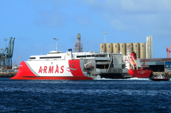 Naviera Armas-Trasmediterr&aacute;nea prev&eacute; dos nuevas incorporaciones a su flota para 2020-2021