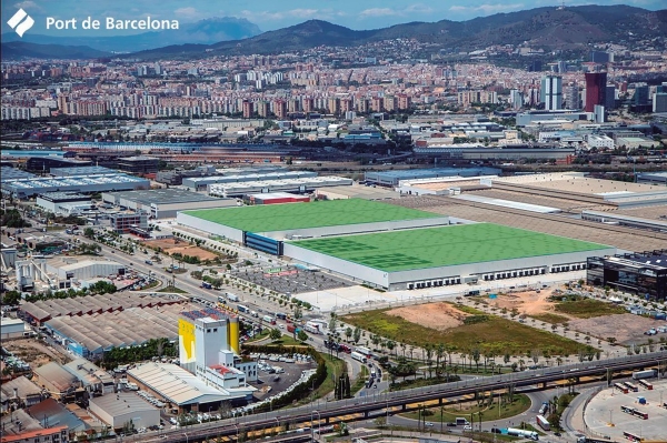 $!La cubierta de paneles de la nave de Decathlon tendrá 91.629 m2, lo que equivale a 15 campos de fútbol.
