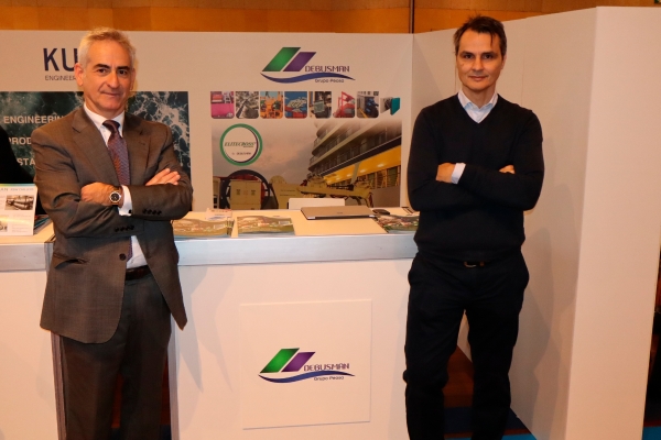 $!Debusman, empresa de asociada a UniportBilbao y el Foro Marítimo Vasco, ha participado en WMW para exponer su a amplia oferta de equipos y servicios para puertos. Jon Prastrana, director general (izquierda) y Carlos Casas, director técnico y de Calidad. Foto J.P.